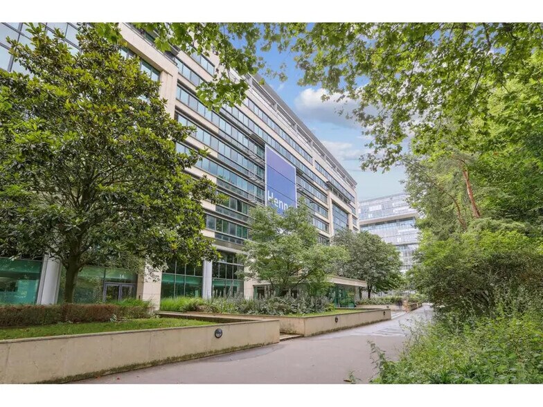 14 Boulevard Du Général Leclerc, Neuilly-sur-Seine to rent - Building Photo - Image 3 of 16