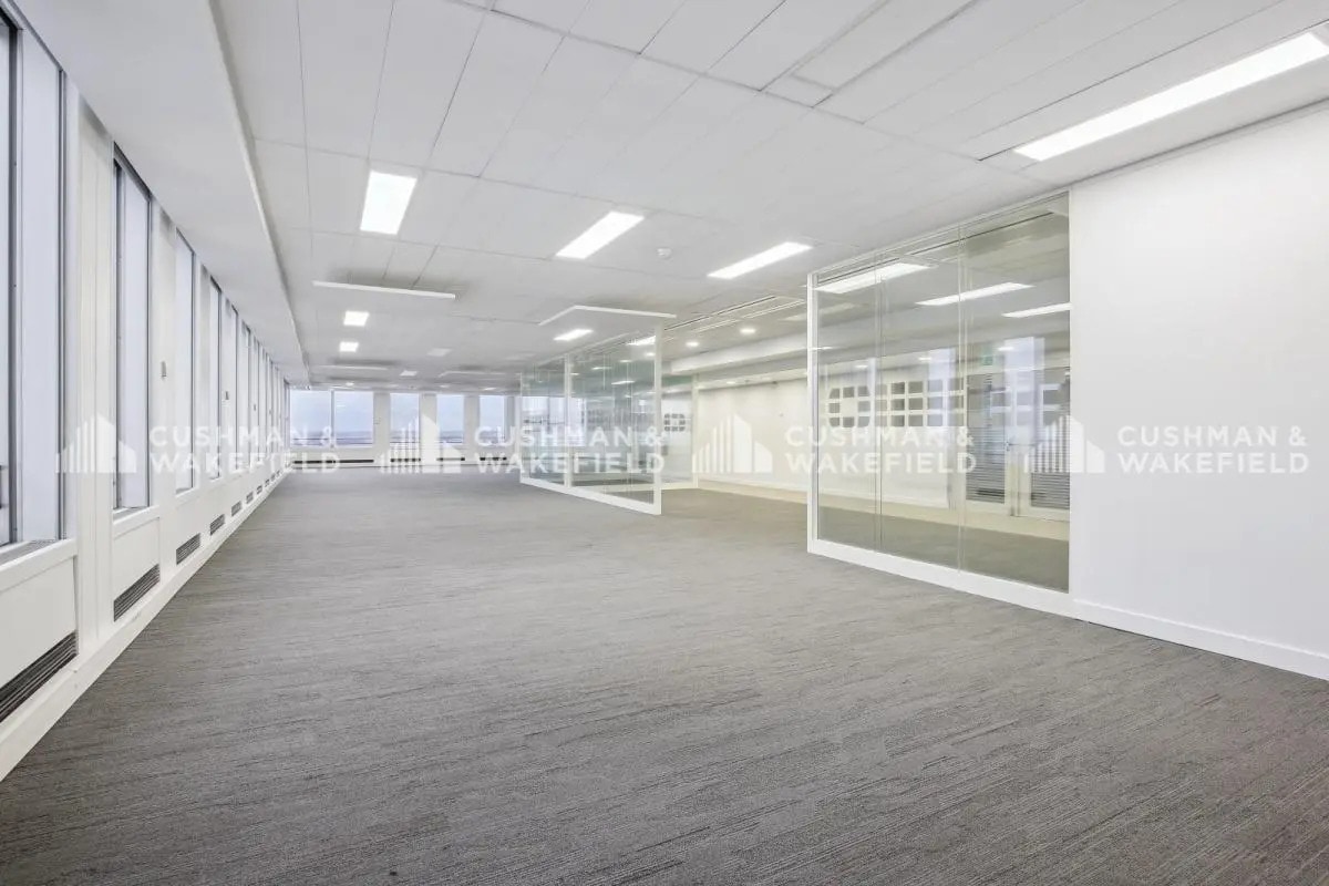 1 Place De La Pyramide, Puteaux for sale Interior Photo- Image 1 of 6