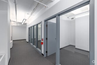 520 SW Yamhill St, Portland, OR to rent Interior Photo- Image 1 of 4