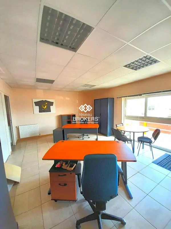 Location Entrepôt 36 m² à 430 m²