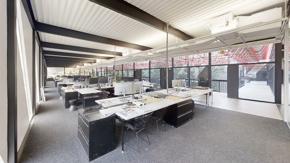 4450 N 12th St, Phoenix, AZ for sale - Building Photo - Image 2 of 25