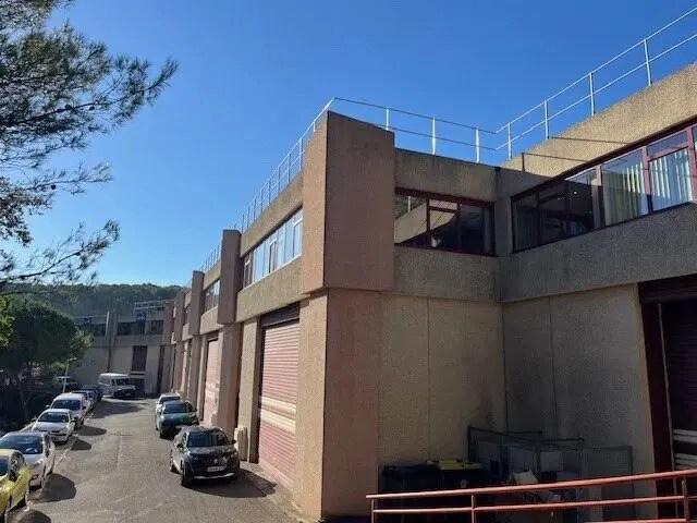 Industrial in Vallauris to rent Building Photo- Image 1 of 19