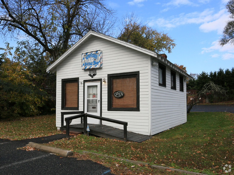 17744 Main St, Dumfries, VA for sale - Primary Photo - Image 1 of 1