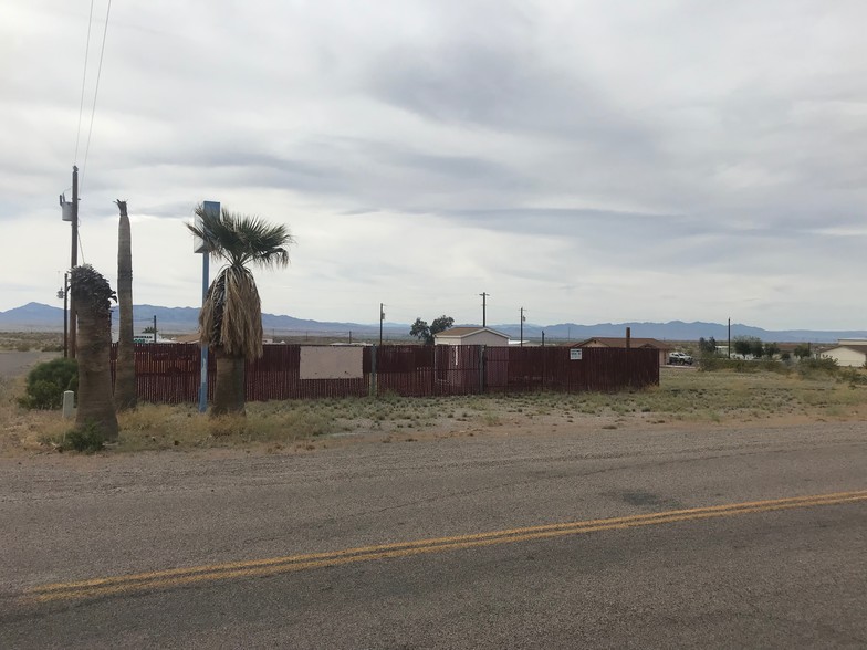 12743 S Oatman Hwy, Topock, AZ for sale - Primary Photo - Image 1 of 1