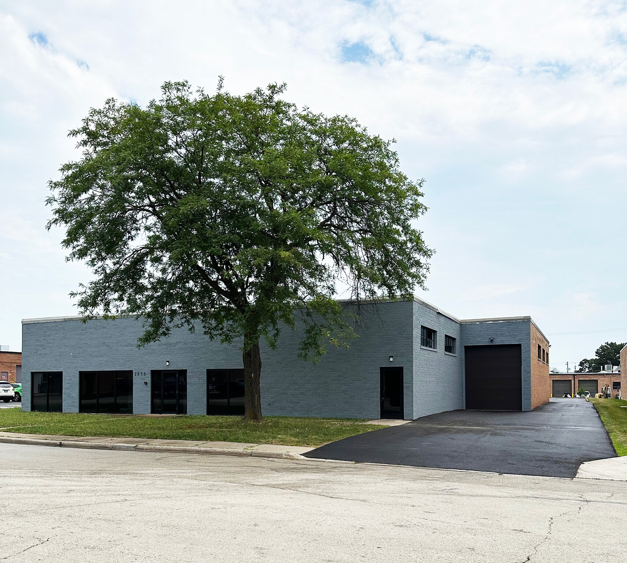 2375 American Ln, Elk Grove Village, IL for sale Building Photo- Image 1 of 1