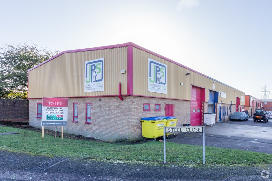 1-3 Steel Close, Eaton Socon for sale - Primary Photo - Image 1 of 1