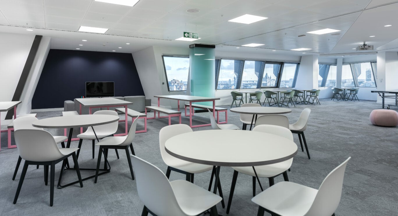 3 Minster Ct, London to rent Interior Photo- Image 1 of 4