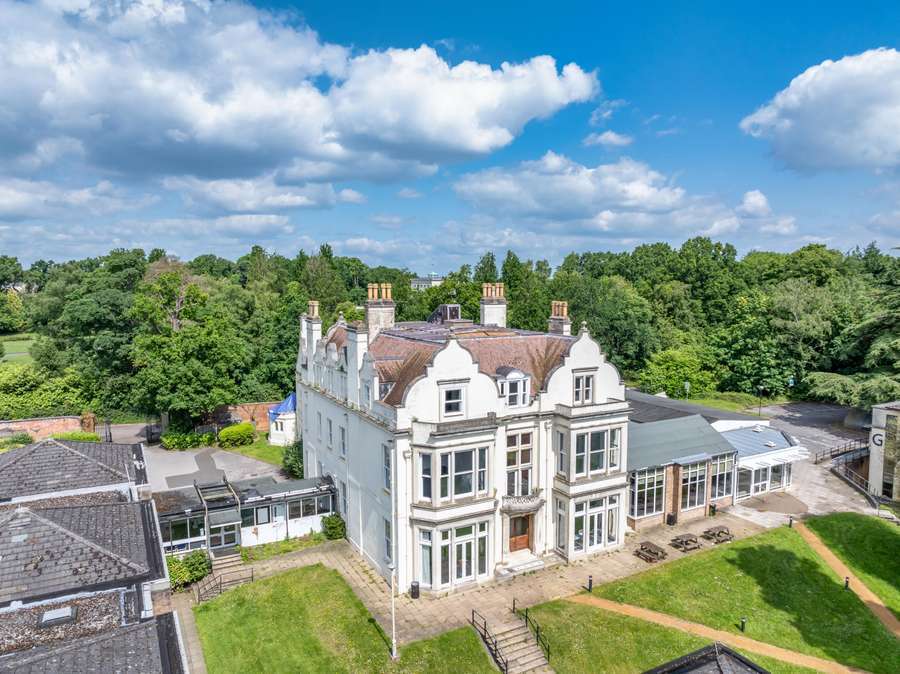 Coopers Hill Ln, Egham for sale Building Photo- Image 1 of 6