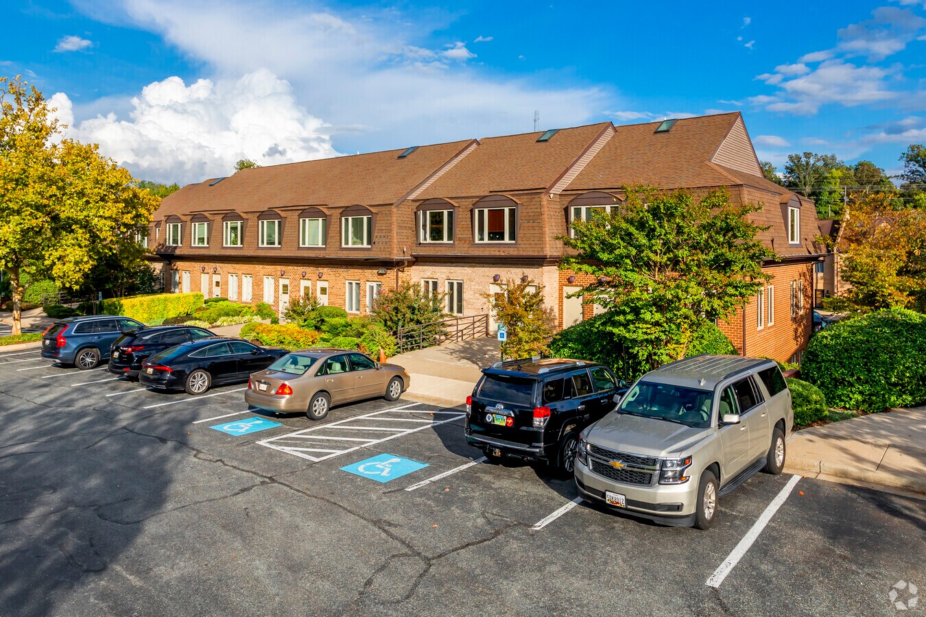 1600116027 Comprint Cir, Gaithersburg, MD 20877 UK