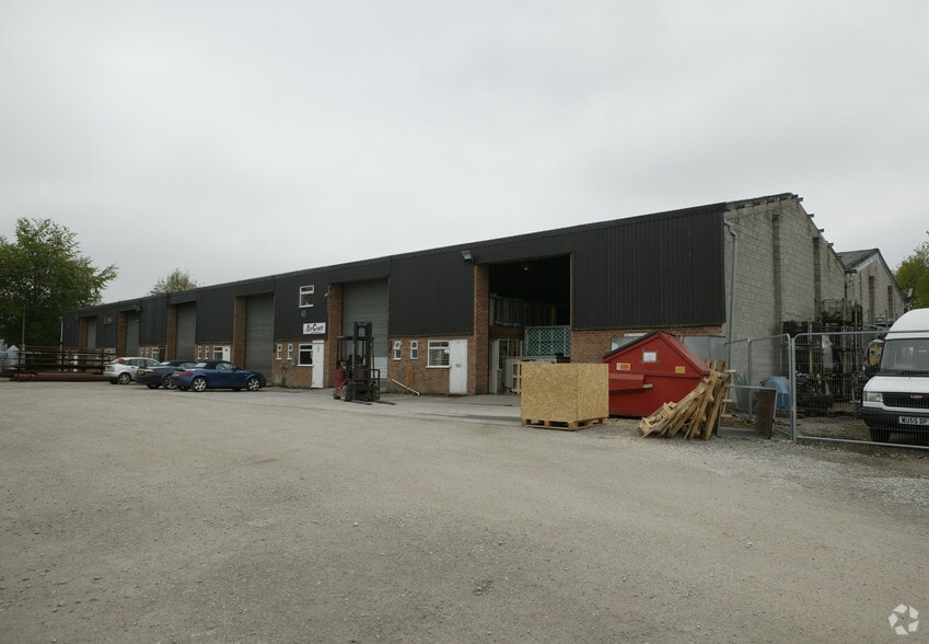 Moorfields, Stafford, ST21 6QY Moorfields Industrial Estate UK