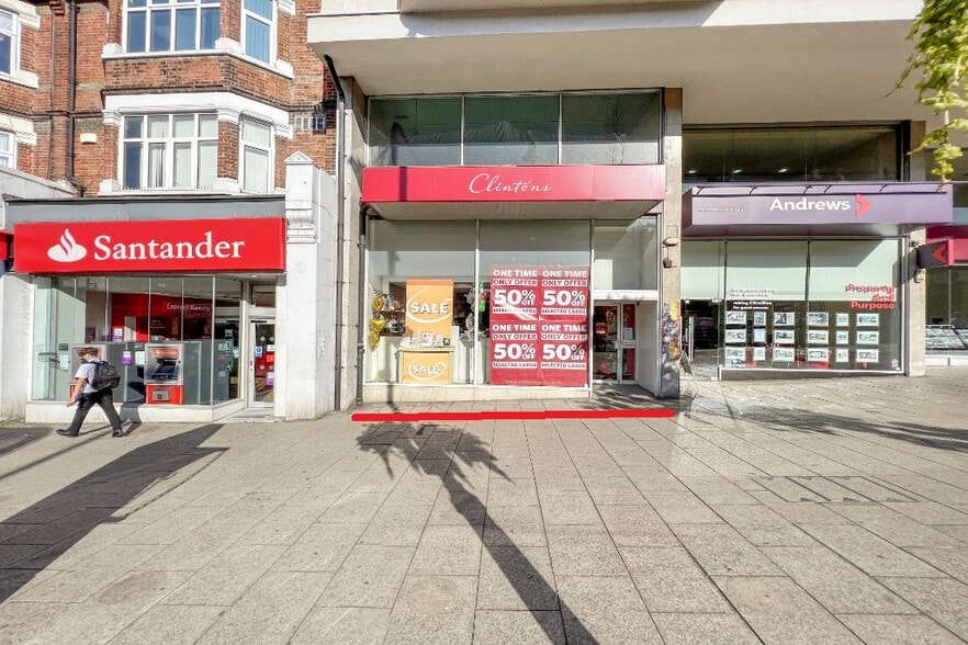 Wallington Sq, Wallington for sale - Building Photo - Image 1 of 1