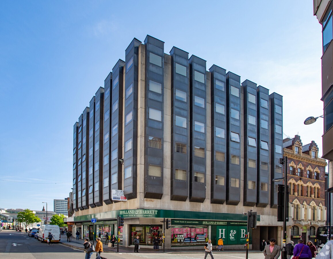 5053 High St, Birmingham B4 7SY UK