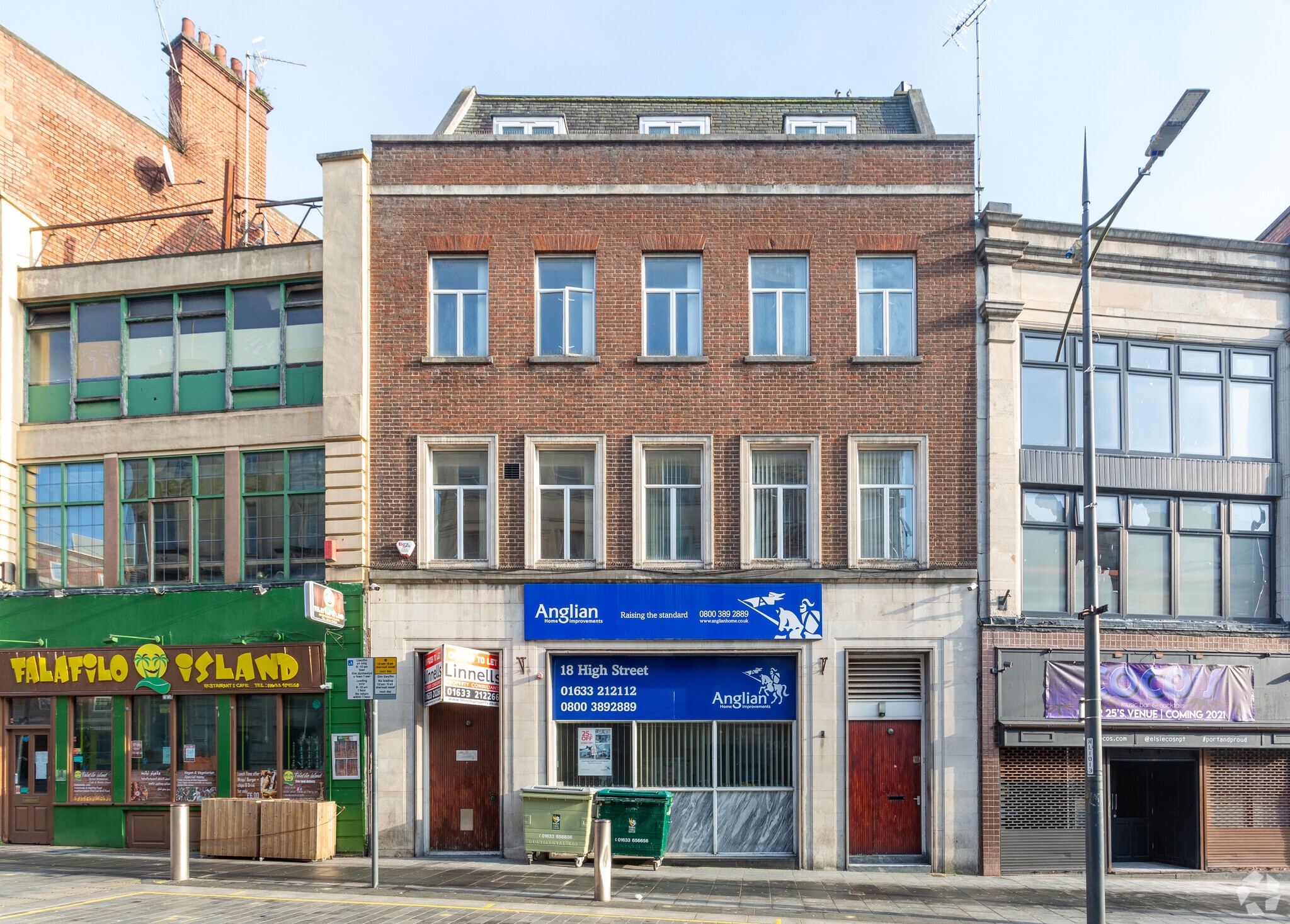 17-18 High St, Newport to rent Building Photo- Image 1 of 5