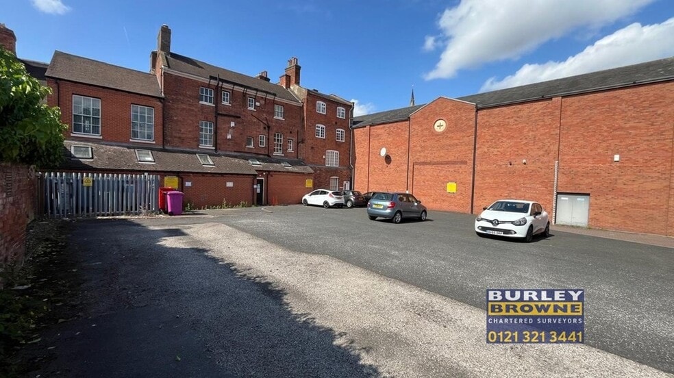 8 Bore St, Lichfield to rent - Building Photo - Image 2 of 2