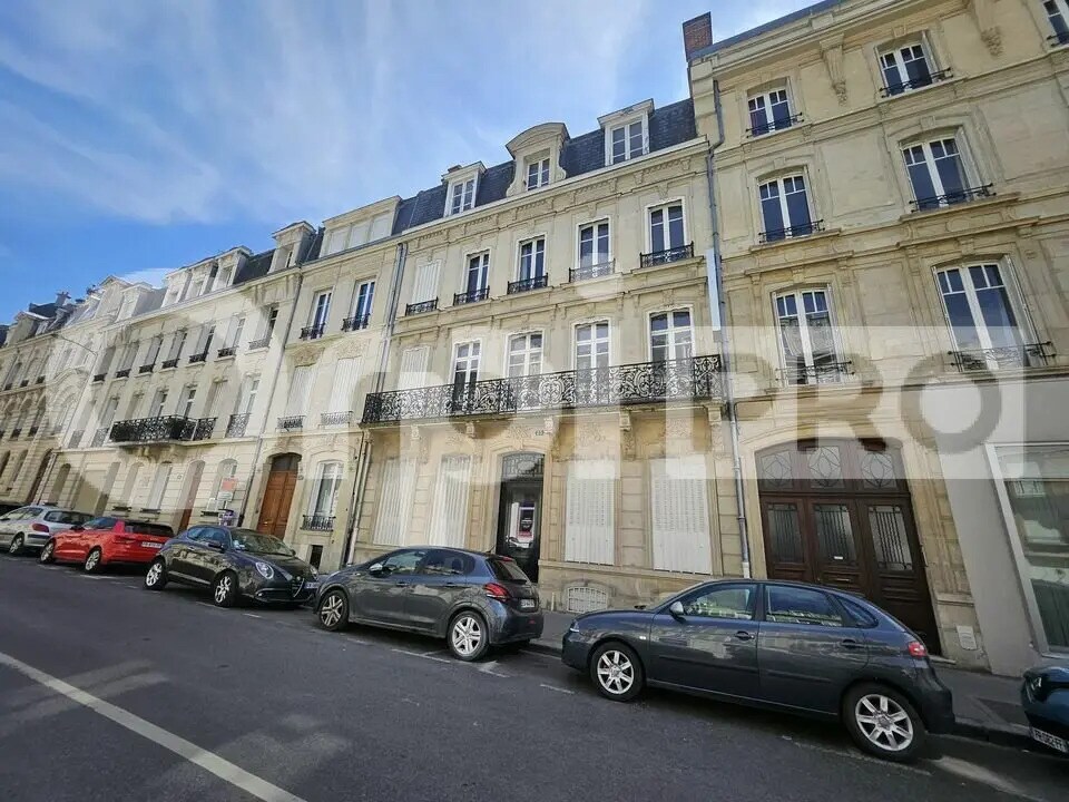 Light Industrial in Reims for sale Building Photo- Image 1 of 13