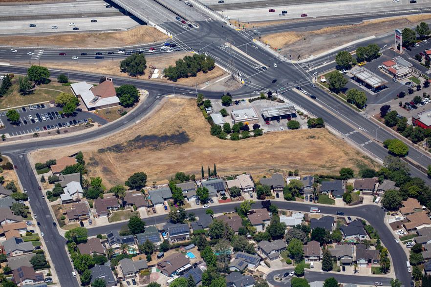 Hillcrest Ave, Antioch, CA for sale - Primary Photo - Image 1 of 1