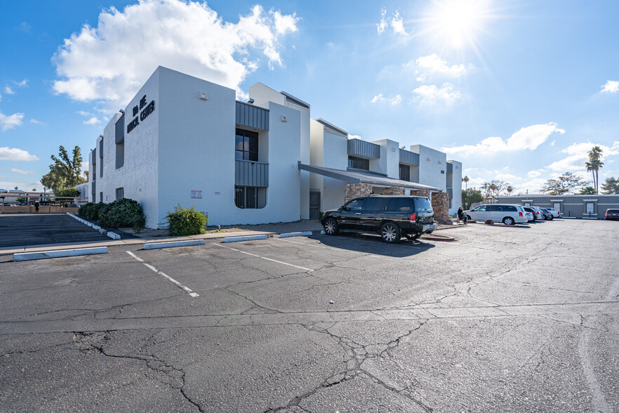 6707 N 19th Ave, Phoenix, AZ for rent - Building Photo - Image 1 of 8