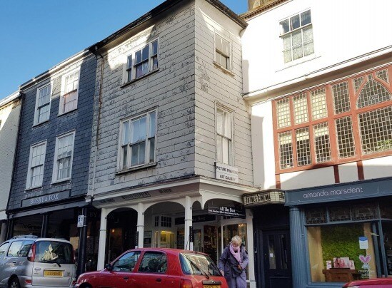 29 High St, Totnes for sale Primary Photo- Image 1 of 1