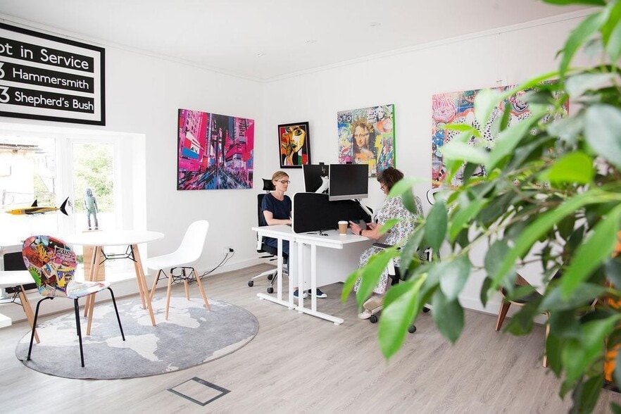 Sheep St, Stow On The Wold for sale - Interior Photo - Image 2 of 6