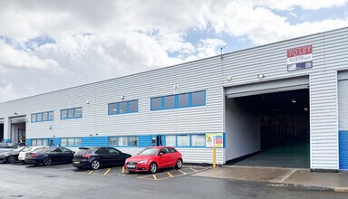 Third Ave, Kingswinford to rent Building Photo- Image 1 of 3