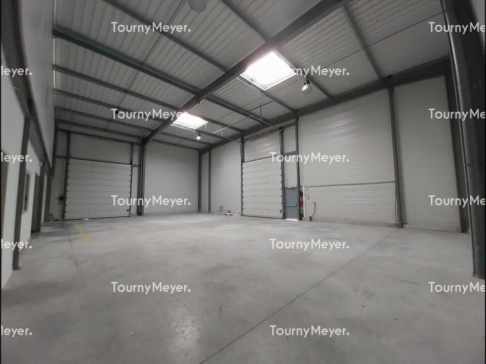 6 Avenue Du Girou, Villeneuve-lès-Bouloc for sale Interior Photo- Image 1 of 9