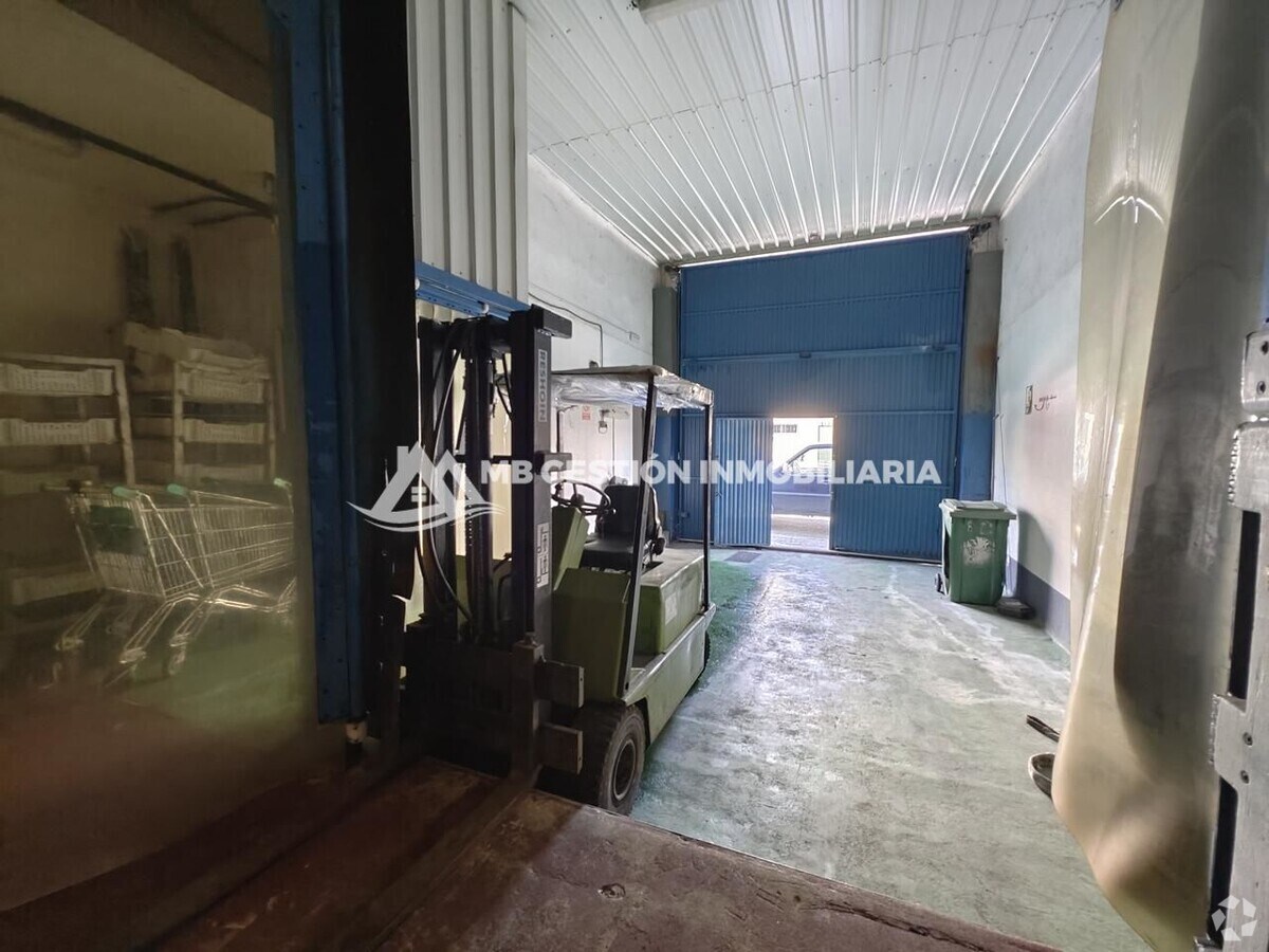 Fuenlabrada, MAD 28946 - Unit Puerta 02, Esc. 1 - - Interior Photo - Image 1 of 32