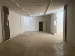 Retail in Vilanova del Camí, Barcelona to rent Interior Photo- Image 2 of 4