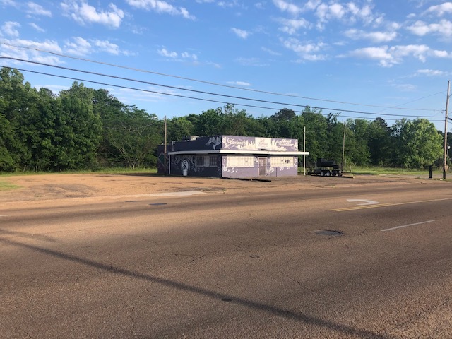 3002 Terry Rd, Jackson, MS for sale - Building Photo - Image 2 of 5