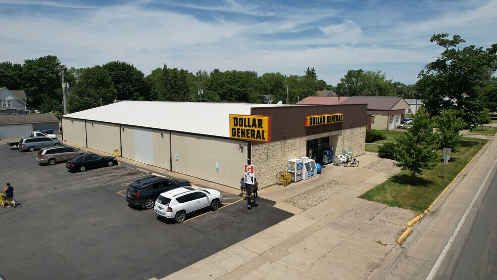 200 Dixie Hwy hwy, Momence 60954 Dollar General UK