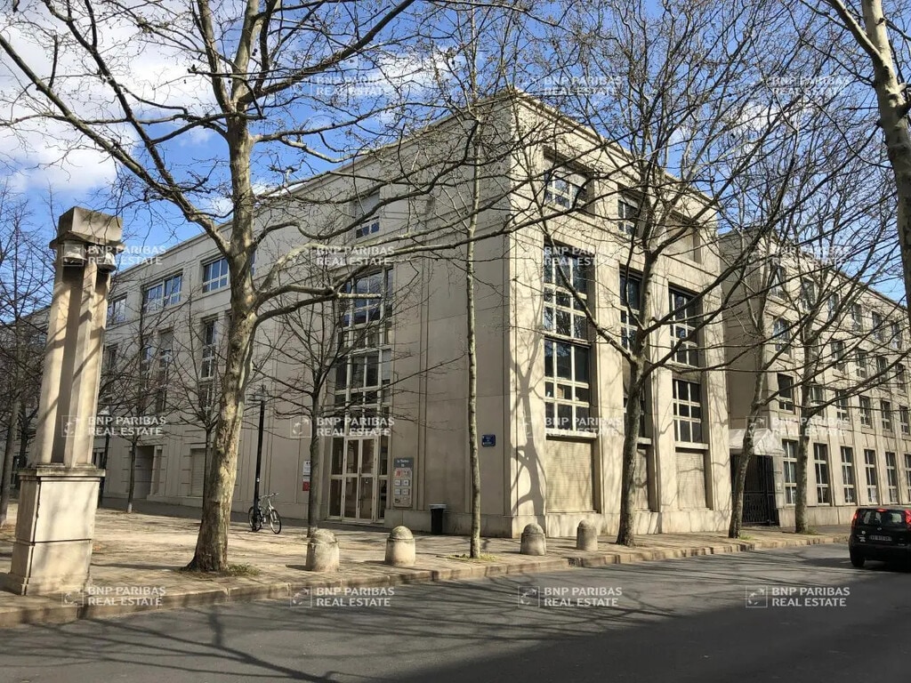 Location Bureaux 53 m² - Photo 1