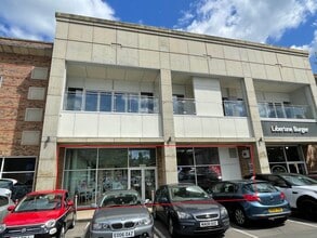 Chapel St, Rugby to rent Building Photo- Image 1 of 2