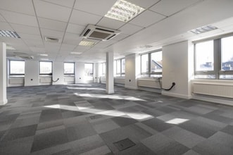 125-135 Preston Rd, Brighton to rent Interior Photo- Image 2 of 5