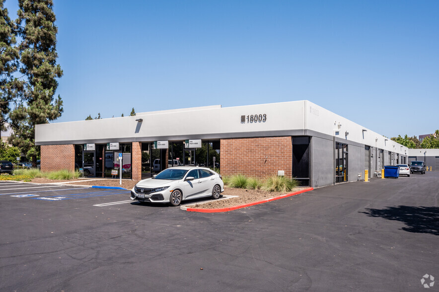 18003 Sky Park Cir, Irvine, CA for sale - Primary Photo - Image 1 of 1