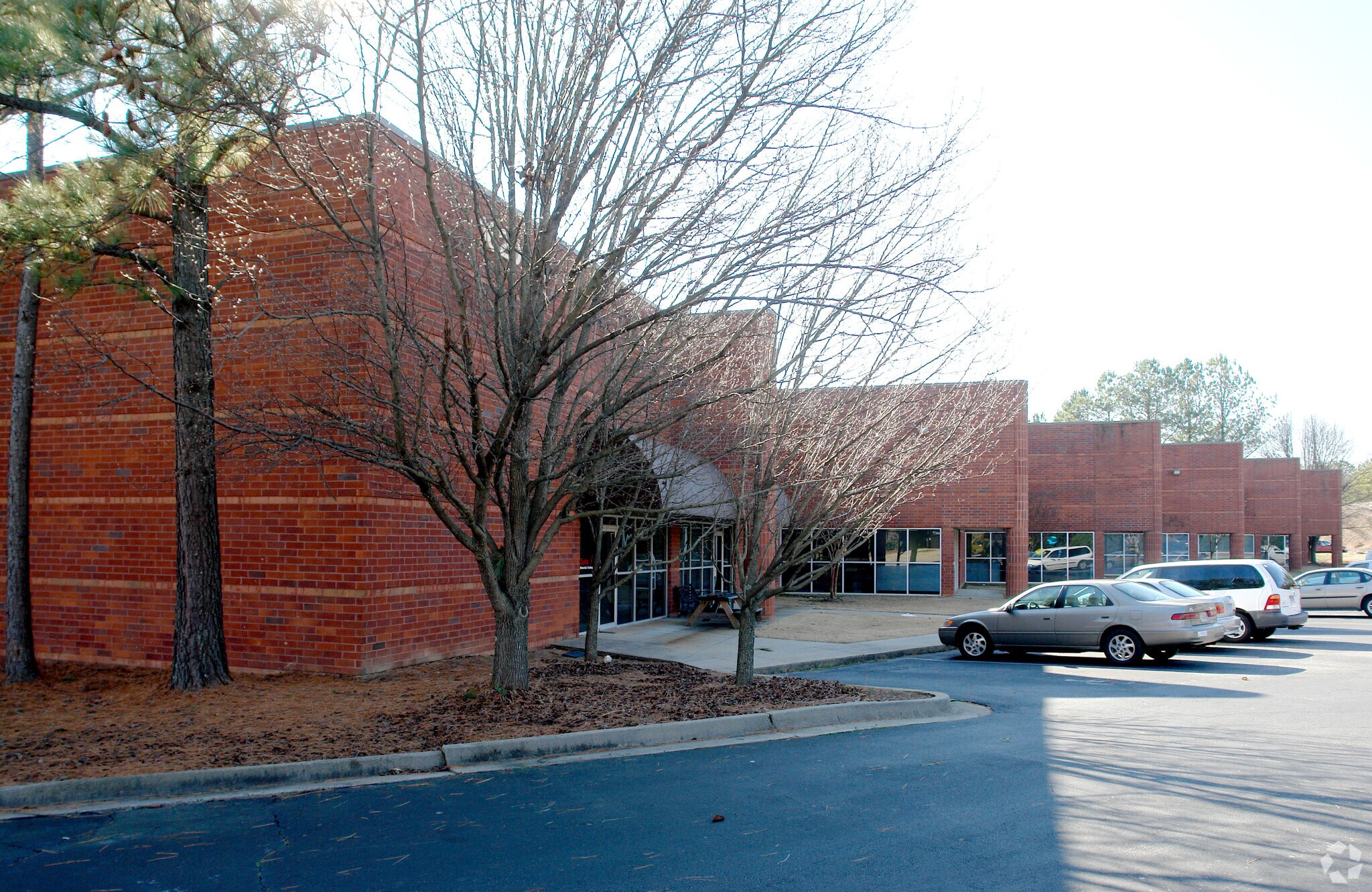 1620 Cobb International Blvd, Kennesaw, GA to rent Building Photo- Image 1 of 4