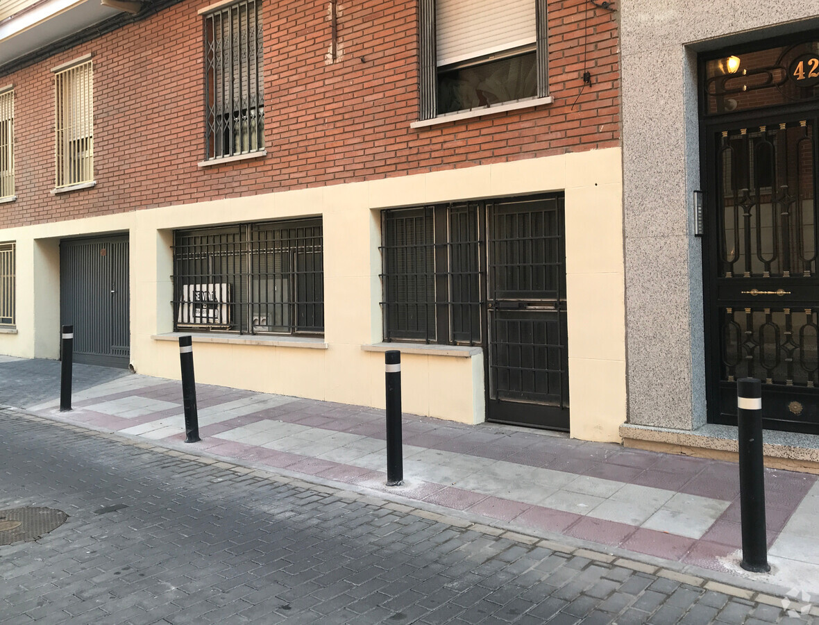 Calle de Fernando Barrachina, 42, Getafe, MAD 28904 - Unit Puerta 01, Esc. E -  - Interior Photo - Image 1 of 2