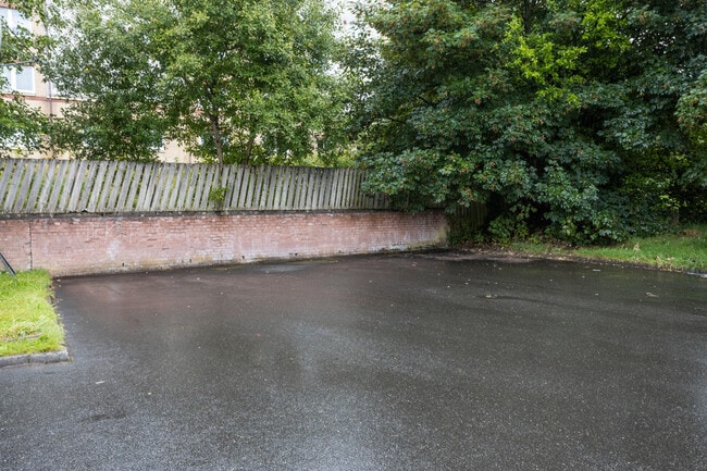 More details for 1162 Springburn Rd, Glasgow - Retail to Rent