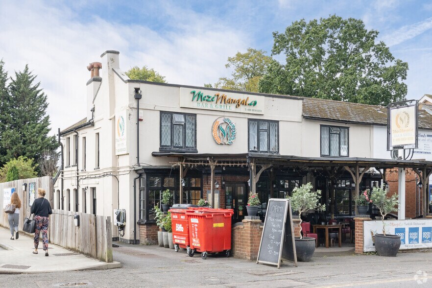 79-81 High Rd, Bushey for sale - Primary Photo - Image 1 of 1