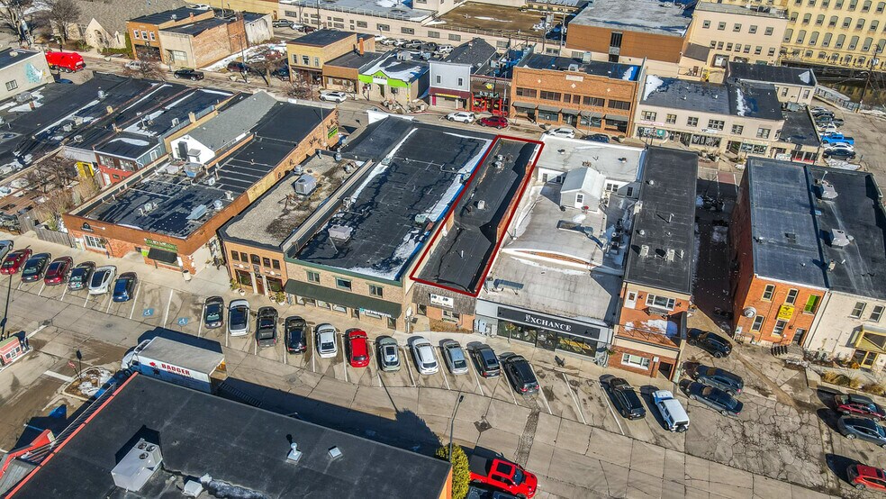 321 Main Ave, De Pere, WI for sale - Building Photo - Image 1 of 1