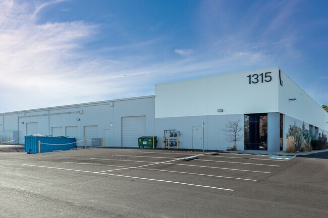 More details for 1315 Greg St, Sparks, NV - Industrial to Rent
