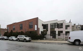 2317 S 23rd St, Philadelphia, PA for rent Primary Photo- Image 1 of 6