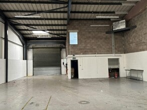 Unit 4 Kestrel Close, Bridgend Industrial Estate, Cf31 3rwf31, Bridgend to rent Interior Photo- Image 1 of 3