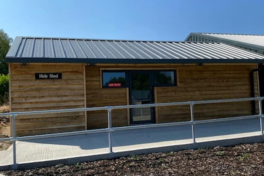 Manor Farm Yard, Upton Grey to rent - Interior Photo - Image 2 of 2