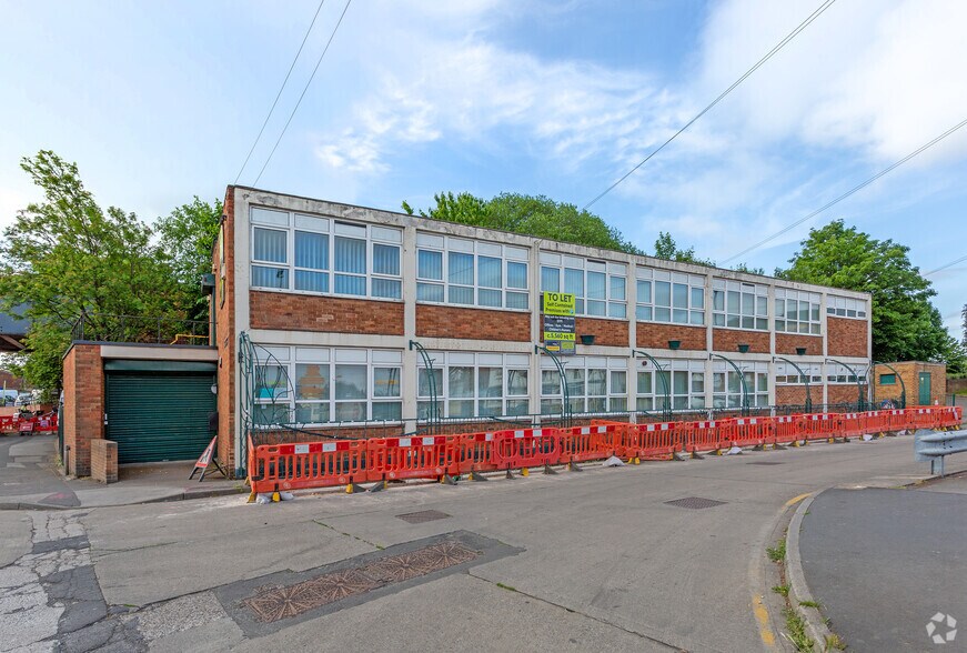 1 York St, Castleford for sale - Primary Photo - Image 1 of 1