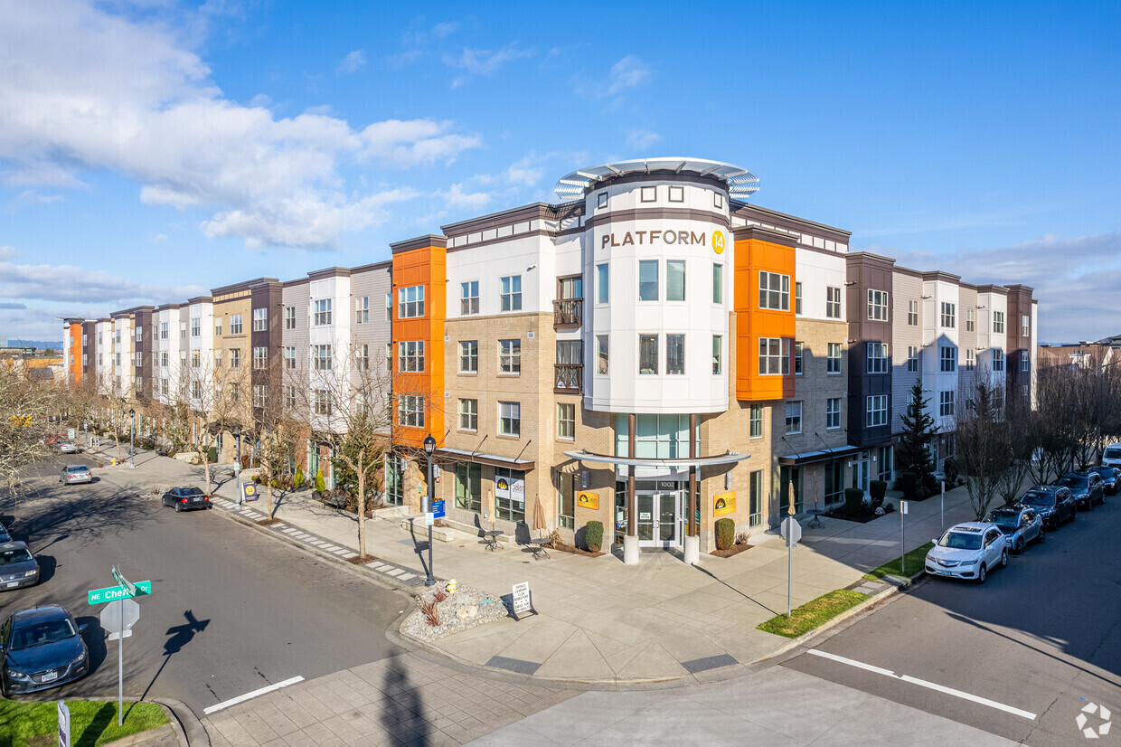 1030 NE Orenco Station Pky, Hillsboro, OR for rent Building Photo- Image 1 of 39