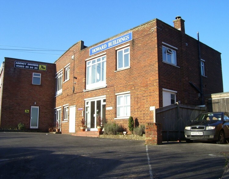 69-71 Burpham Ln, Guildford to rent - Building Photo - Image 3 of 7