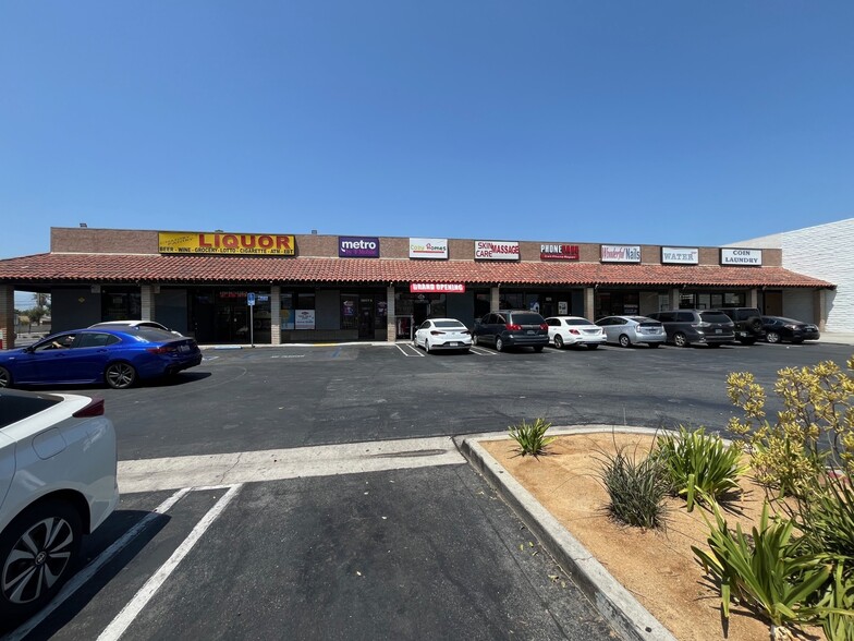 1027-1047 E Amar Rd, West Covina, CA for rent - Building Photo - Image 1 of 2