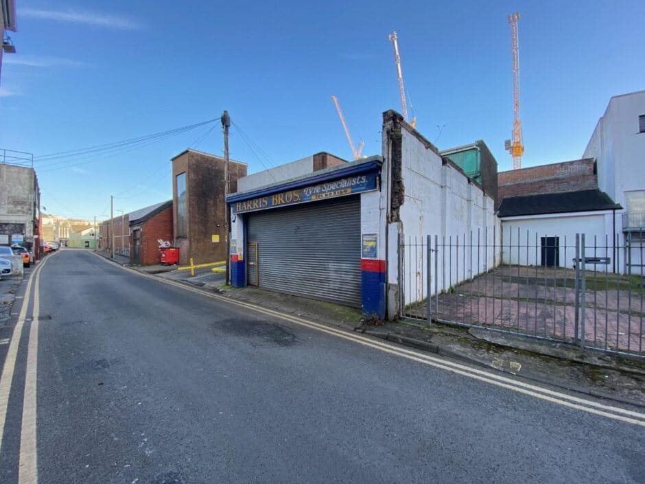 18 Northampton Ln, Swansea to rent Primary Photo- Image 1 of 9