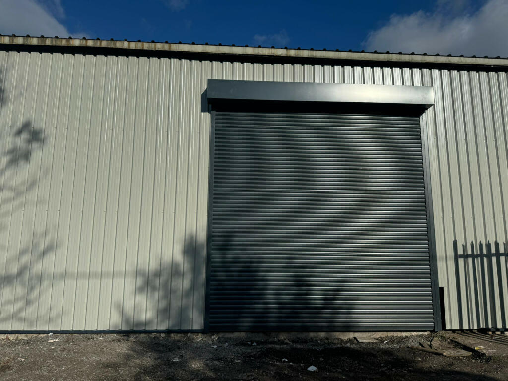 Ridgewell Way, Llwynypia to rent Primary Photo- Image 1 of 2