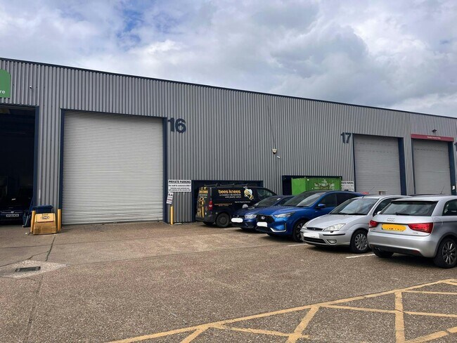 More details for March Pl, Aylesbury - Industrial to Rent