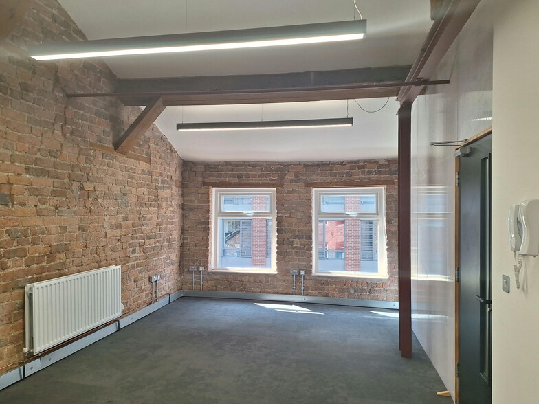 23 Roscoe St, Liverpool to rent - Building Photo - Image 3 of 18